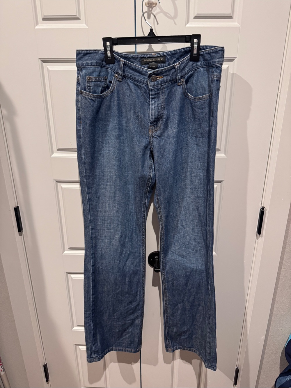 Banana Republic Women’s Size 8 Medium Wash 100% Cotton Straight Leg Jeans 32x31 - Picture 3 of 11